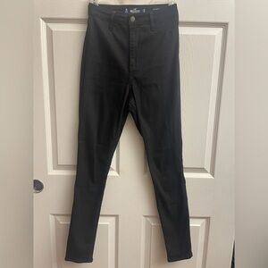 Hollister Women's Classic Black Legging Size 3R w26 L28 Curvy Ultra High Rise